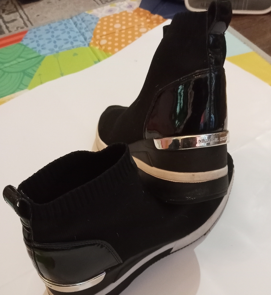 MICHAEL Michael Kors Black and Silver Hightop Sneakers with Modern Design